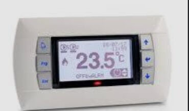 Pantalla del controlador de un aire acondicionado de precisión